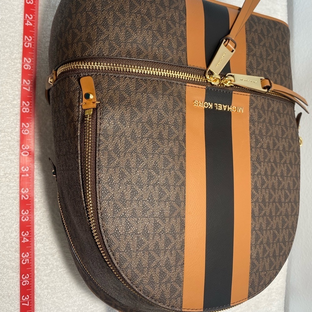 NWT Michael Kors Rhea medium backpack - Picture 11 of 12